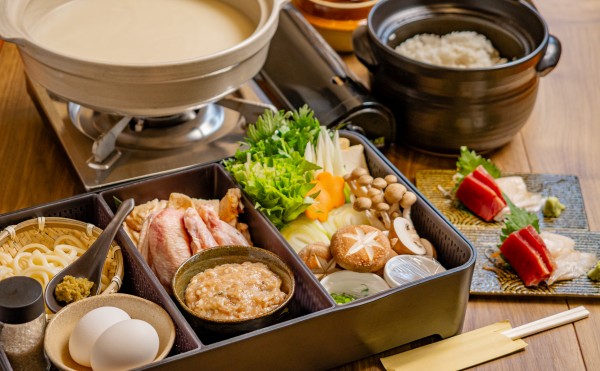 田舎どりの水炊き〜中札内名産田舎どりを堪能〜